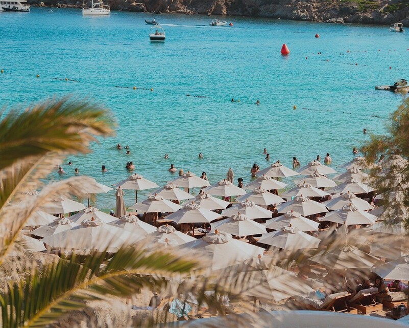 super paradise beach club 6